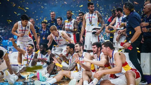 ДВАНАЕСТ АПОСТОЛА НЕМОГУЋЕГ: Како су Американац, маторац и НБА епизодисти донели Шпанији европско злато