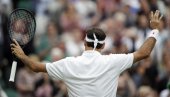 РОЏЕРОВ СУСРЕТ СА ВЕЧНОШЋУ: Федерер стигао у Лондон где ће одиграти свој последњи турнир