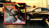TEŠKA SAOBRAĆAJNA NESREĆA KOD ZLATIBORA: Poginula jedna osoba, vatrogasci morali da seku vozilo