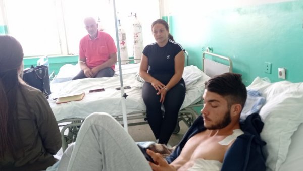 THEY THREATEN TO EVICT US: Confession of the Mitrović family, whose son was stabbed by the Albanians - They tried to kidnap our daughter