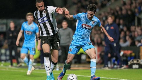 SVRAKE U PROBLEMU: Linkoln prima malo golova i ne gubi