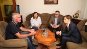 PREMIJERKA POSETILA PORODICU NIKOLE NEDELJKOVIĆA: Vlada i predsednik neće ćutati na nepravde nad Srbima