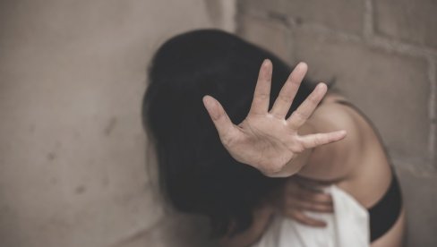 UŽAS U ALIBUNARU: Muškarac silovao 15 godina mlađu devojku, preti mu 12 godina robije