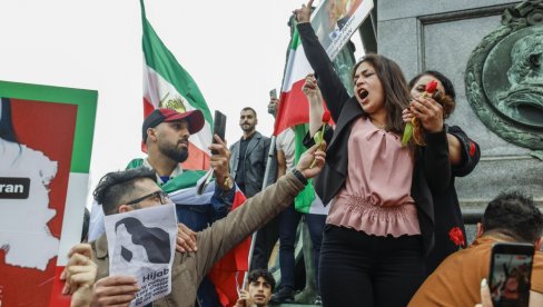 ANTIVLADINI PROTESTI I DANAS U IRANU: Blokiran put u Teheranu, snage bezbednosti rasturile demonstracije