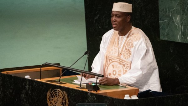 ПОДРЖАВАЈУ И НАОРУЖАВАЈУ ТЕРОРИСТЕ: Премијер Малија критиковао власти Француске на заседању УН