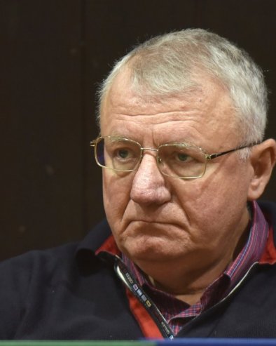 POTREBNO IH JE KONTROLISATI Šešelj o robotima: Nisam optimista