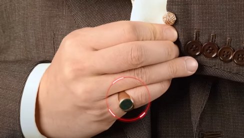 MNOGI NOSE, A NE ZNAJU: Šta simbolizuje prsten na malom prstu kod žena, a šta kod muškaraca