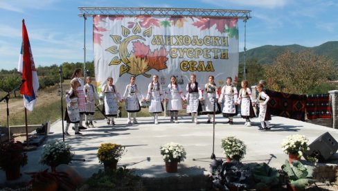 TRADICIONALNO U VRANJSKOM KRAJU:,,Miholjski susreti sela“ ove godine u Tibuždu
