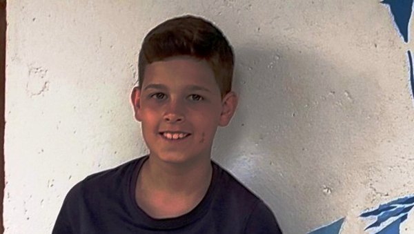 ВУК ПУТУЈЕ ПО ЛЕК У БОЛОЊУ: Прикупљен новац тринаестогодишњем дечаку из Параћина за терапије у Италији