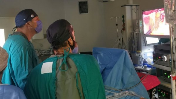 ОПОРАВАК САМО 48 САТИ: Уз помоћ из Београда, нишки хирурзи лапароскопски оперисали желудачну килу