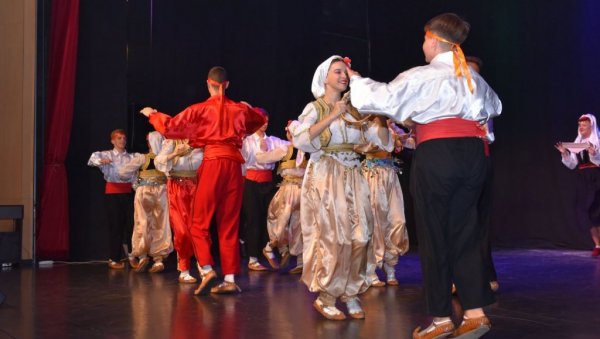 ЗА АНЂЕЛУ: У Бијељини одржан хуманитарни концерт (ФОТО)
