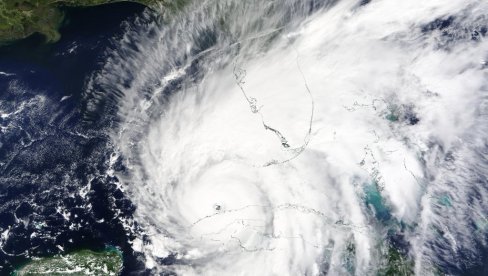 JOŠ NIJE GOTOVO: Tropska oluja Orlen prerasta u uragan kod Meksika