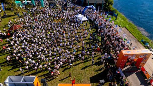 ЖЕНЕ ТРЧЕ ОКО САВСКОГ ЈЕЗЕРА: Традиционална маратонска трка на Ади Циганлији 5. октобра