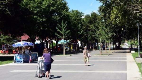 РАДНИЦИ И У БЛОКУ 70: На шеталишту Лазаро Карденас у Новом Београду поново ће се чути машине
