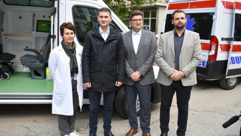 GRAD DONIRAO: Dom zdravlja u Požarevcu dobio dva nova sanitetska vozila