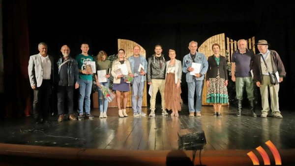НАГРАДЕ НАЈБОЉИМА : Одржан традиционални 15. Фестивал традиционалних позоришних форми Војводине