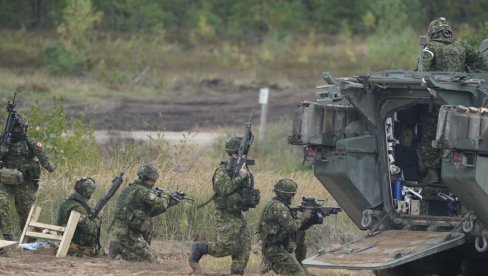 ПЛАНИРАЈУ ДА ЗАПЛАШЕ МОСКВУ: НАТО у Пролећној олуји вежба како да се брани од Русије