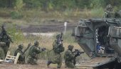 ПЛАНИРАЈУ ДА ЗАПЛАШЕ МОСКВУ: НАТО у Пролећној олуји вежба како да се брани од Русије