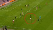 PA, ŠTA URADI TO, KANGA? Mađari u čudu gledali gol Zvezde! Bomba koja je podsetila na onu čuvenu (VIDEO)