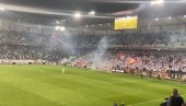ŠVEDSKA OVO NE PAMTI: Strašno ponašanje nemačkih huligana na stadionu prekinulo meč Lige Evrope (VIDEO)