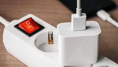 IZVUCITE OVE UREĐAJE IZ UTIČNICE I UŠTEDITE STRUJU: Troše električnu energiju iako ih ne koristite