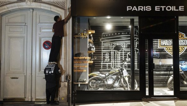 СОБЕ МЛАКЕ, ВОДА ХЛАДНА, УЛИЦЕ МРАЧНЕ: Француска влада припремила план препорука за ригорозну штедњу