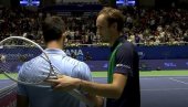 ŠOK! Medvedev predao meč! Novak Đoković u finalu