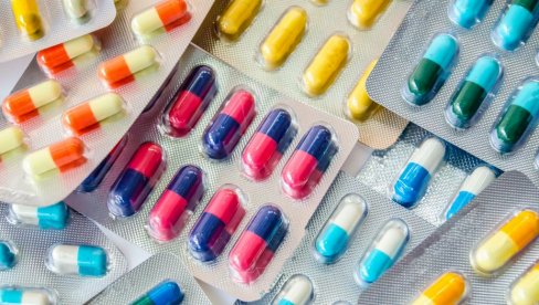 АЛАРМАНТНИ ПОДАЦИ: Србија у европском врху по дневној потрошњи антибиотика