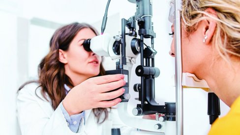 I OKU PRETI INFARKT: Upozorenje lekara – ne zanemarujte gubitak vida