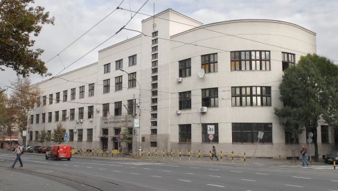 ВЕЋА ПРАВА НАСТАВНИЦИМА: Предлози ђака Прве београдск гимназије за реформу образовања