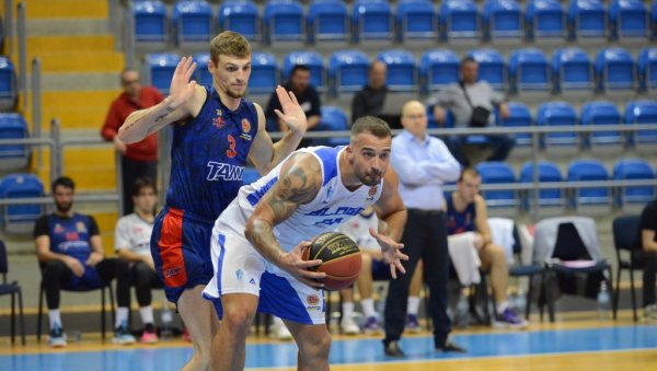 ДЕРБИ У НОВОМ САДУ Кошаркаши краљевачке Слоге гостују Војводини