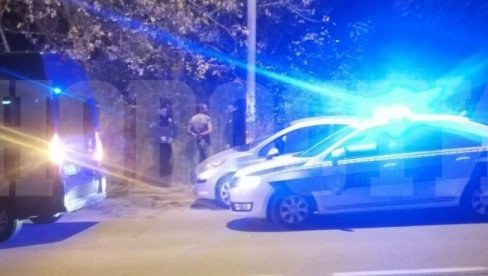 ДРАМА У ЖЕЛЕЗНИКУ: Пронађена бомба у аутомобилу, цела улица блокирана (ФОТО)