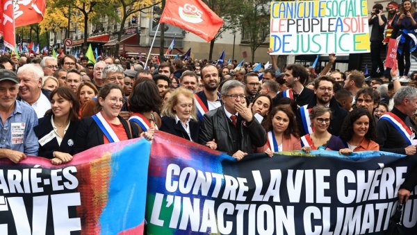 ВРИ ЗБОГ ПРЕСКУПОГ ЖИВОТА: Данас генерални штрајк Француза незадовољних поскупљењем потрошачке корпе