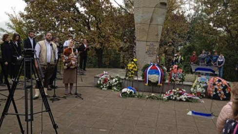 UBILI SU I BEBU STARU DEVET DANA: Sećanje na žrtve fašista - Pre 81 godinu kod Loznice je mučki likvidirano 450 meštana