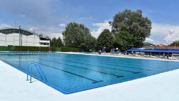 НИСУ ОБНАВЉАНИ ОД ОТВАРАЊА: Реконструкција градског базена коштаће Пожаревац 297 милиона динара