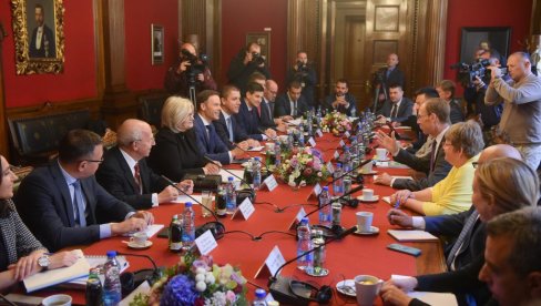 PLENARNI SASTANAK U NARODNOJ BANCI: Počeli razgovori misije MMF s delegacijom Srbije