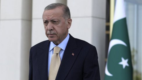 ЕРДОГАН ОДОЛЕВА ПРИТИСКУ: Америка инсистира да Турска уведе санкције Москви