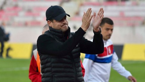 BOMBA U SUPERLIGI! Nenad Lalatović se vraća u srpski fudbal