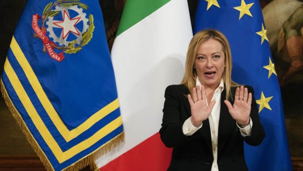 МЕЛОНИЈЕВА НЕ ГУБИ НИ МИНУТ: Нова италијанска премијерка затрпана честиткама, само Џозеф Бајден збуњен