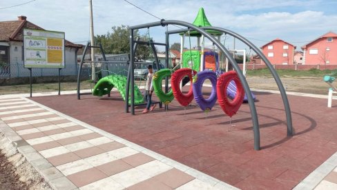 ВИШЕ МЕСТА ЗА НАЈМЛАЂЕ: Од почетка године у Костолцу обновљено шест дечјих игралишта