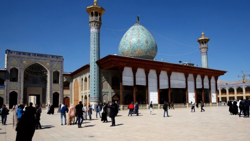 ISLAMSKA DRŽAVA PREUZELA ODGOVORNOST: Rusija oštro osudila teroristički napad na džamiju u Iranu