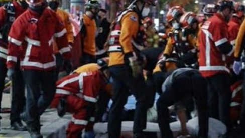 STAMPEDO NA PROSLAVI NOĆI VEŠTICA U SEULU: Više od  149 poginulih, 150 povređenih (VIDEO)