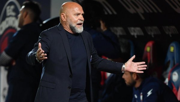 СКАНДАЛ У ХРВАТСКОЈ: Тренер вређао играче! Хтели сте 11 лавова, а добили...