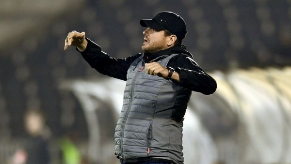 ЛАЛАТОВИЋ ОТКРИО ДА МУ ПРЕТИ СУСПЕНЗИЈА: Морао сам да будем миран, ово није тим који сам уигравао