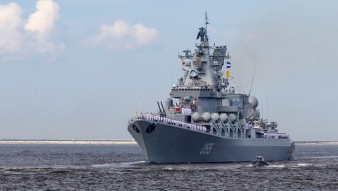 RUSKA SEVERNA FLOTA ISPLOVILA IZ LUKE: Čak 15 brodova praćenih podmornicama i helikopterima na velikoj vežbi