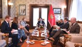 ŠTO PRE IZABRATI SUDIJE USTAVNOG SUDA: Predsednik Vlade Crne Gore Dritan Abazović sa ambasadorima Kvinte