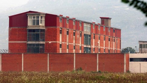 УХАПШЕН ШКАЉАРАЦ СА ПОТЕРНИЦЕ: Тражио га Интерпол, осуђен на готово 100 година робије