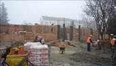 POMOĆ POKRAJINE DECI SA POSEBNIM POTREBAMA: Za završetak izgradnje škole u Zrenjaninu 34,4 miliona dinara