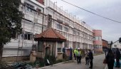 OBNOVA NAJSTARIJE ŠKOLE U PARAĆINU: Velika investicija u OŠ „Radoje Domanović“ – za radove 345 miliona dinara
