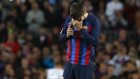 OVDE SAM ROĐEN, OVDE ĆU I UMRETI: Pike se sa suzama u očima oprostio od Barselone (FOTO/VIDEO)